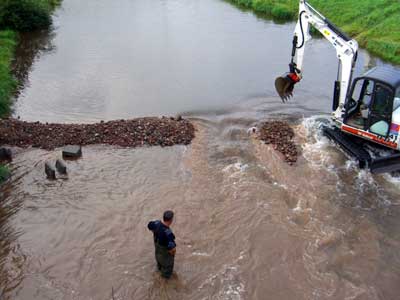 Bild: Gew&auml;sserquerung